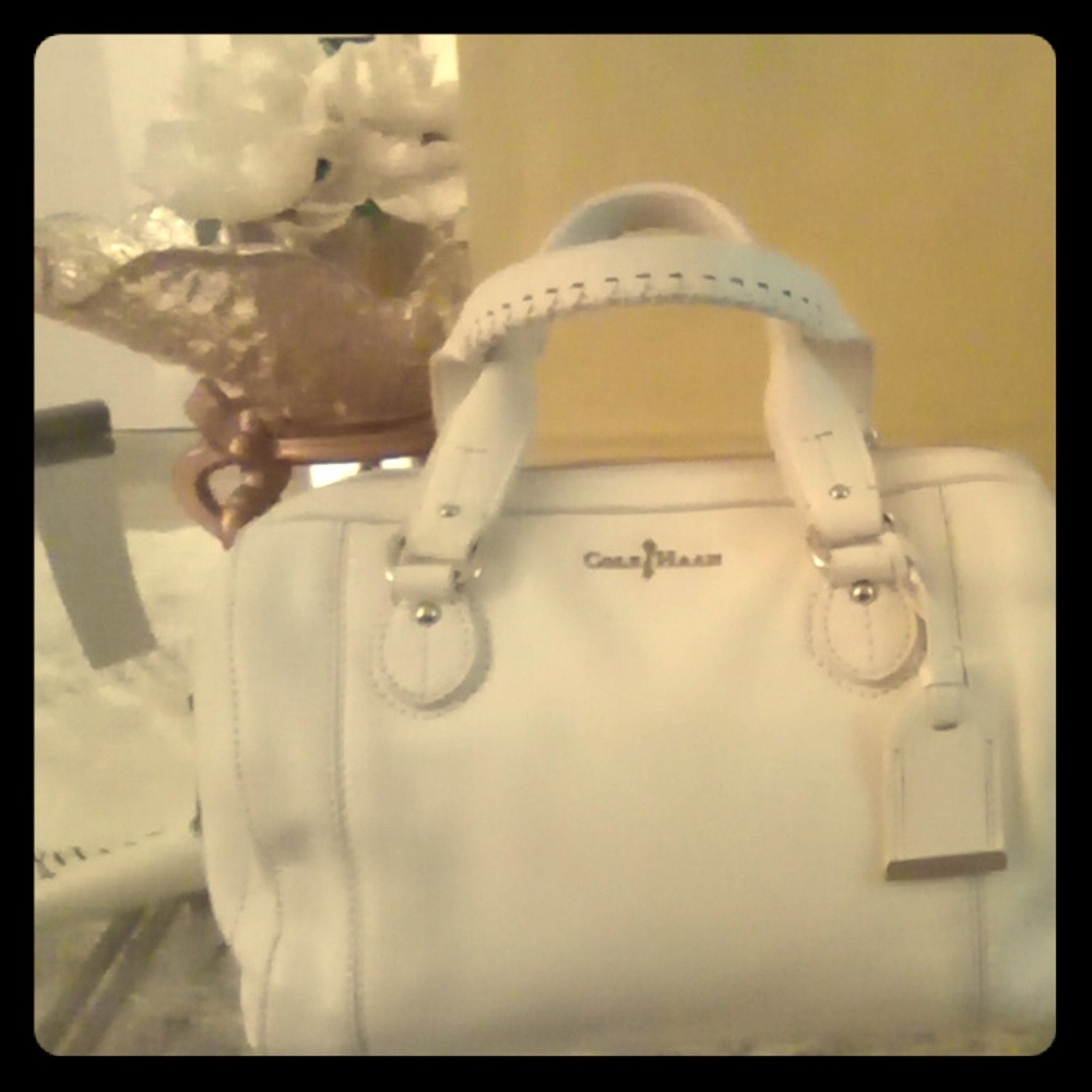 Cole Hahn satchel bag cream